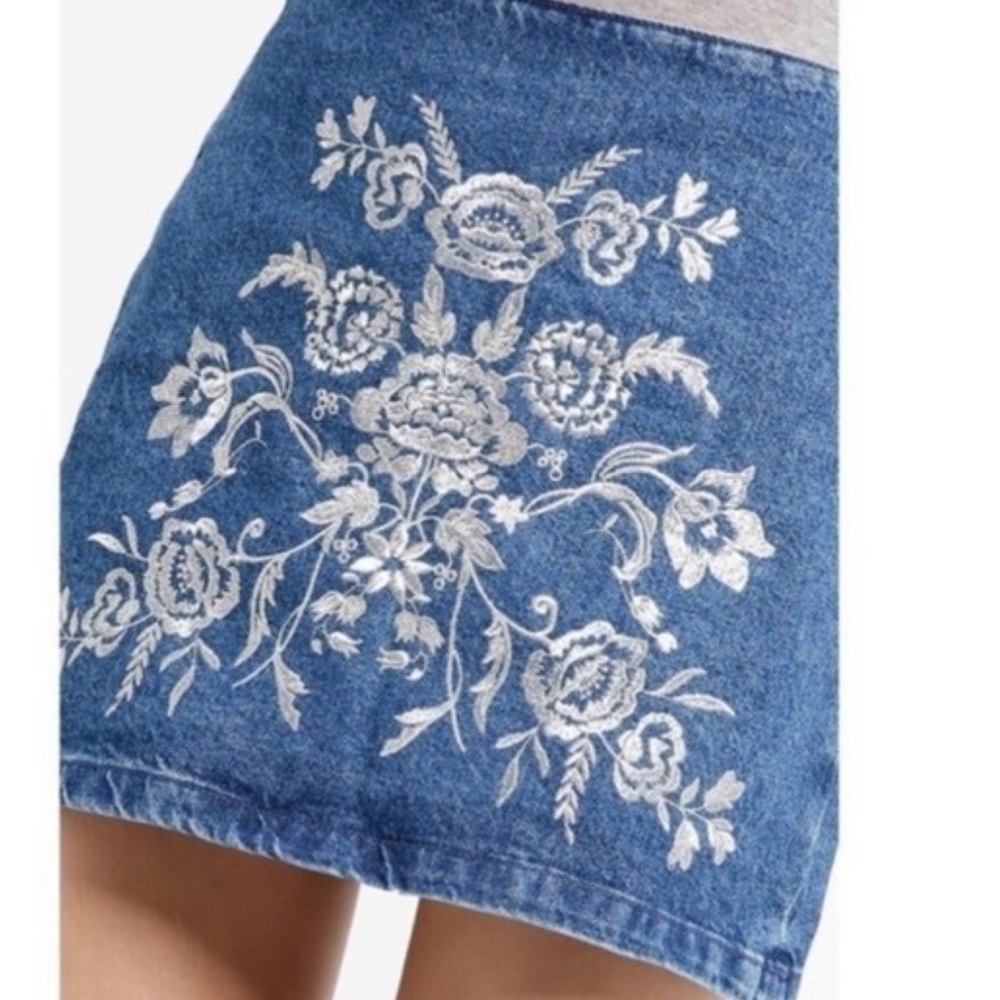 Silver Embroidered Topshop Denim Miniskirt